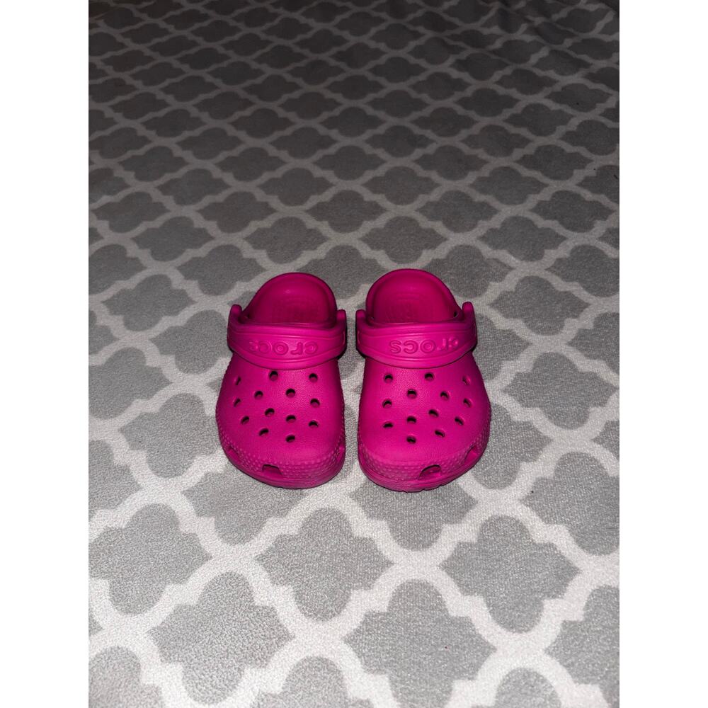 5C crocs